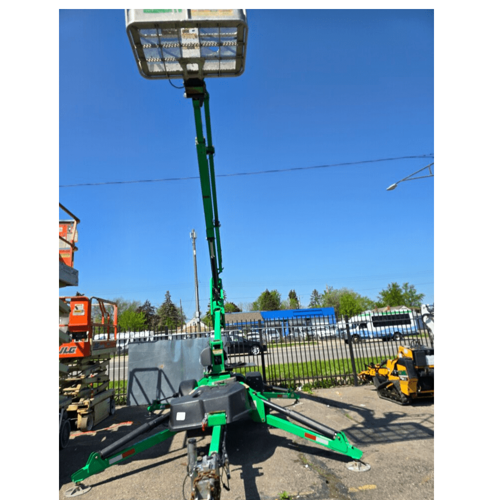 2017 JLG T350 Towable Boom Lift 35'